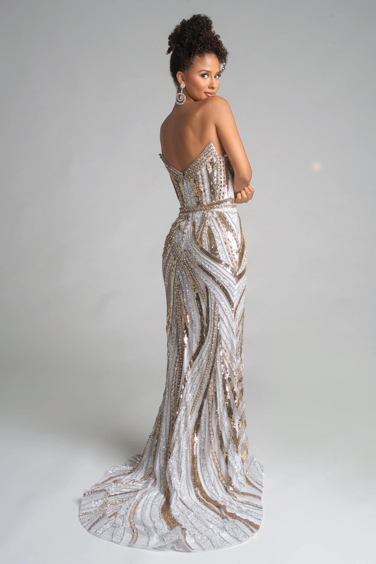 PS25984C Ivory/Gold