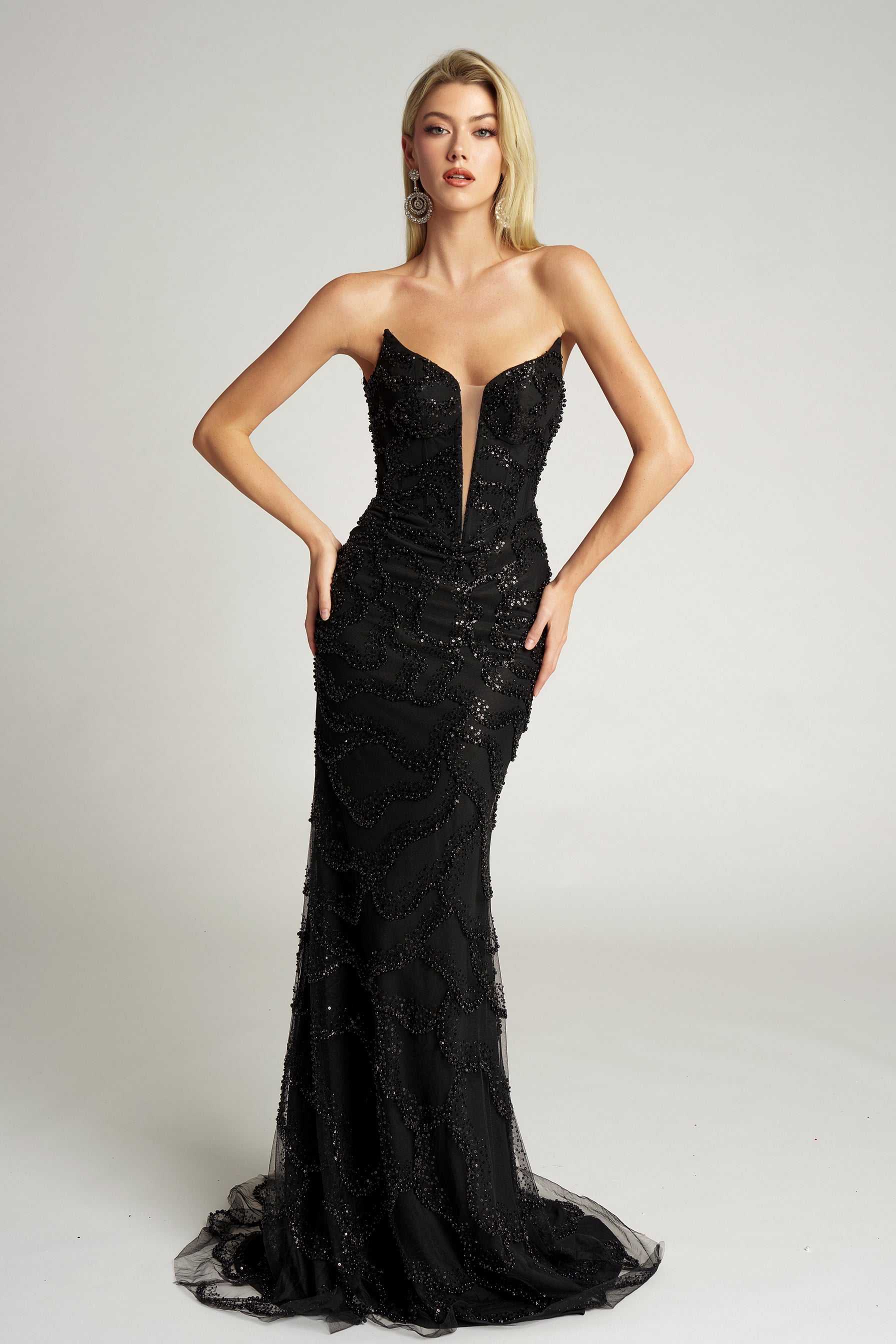 PS26126 – Portia and Scarlett