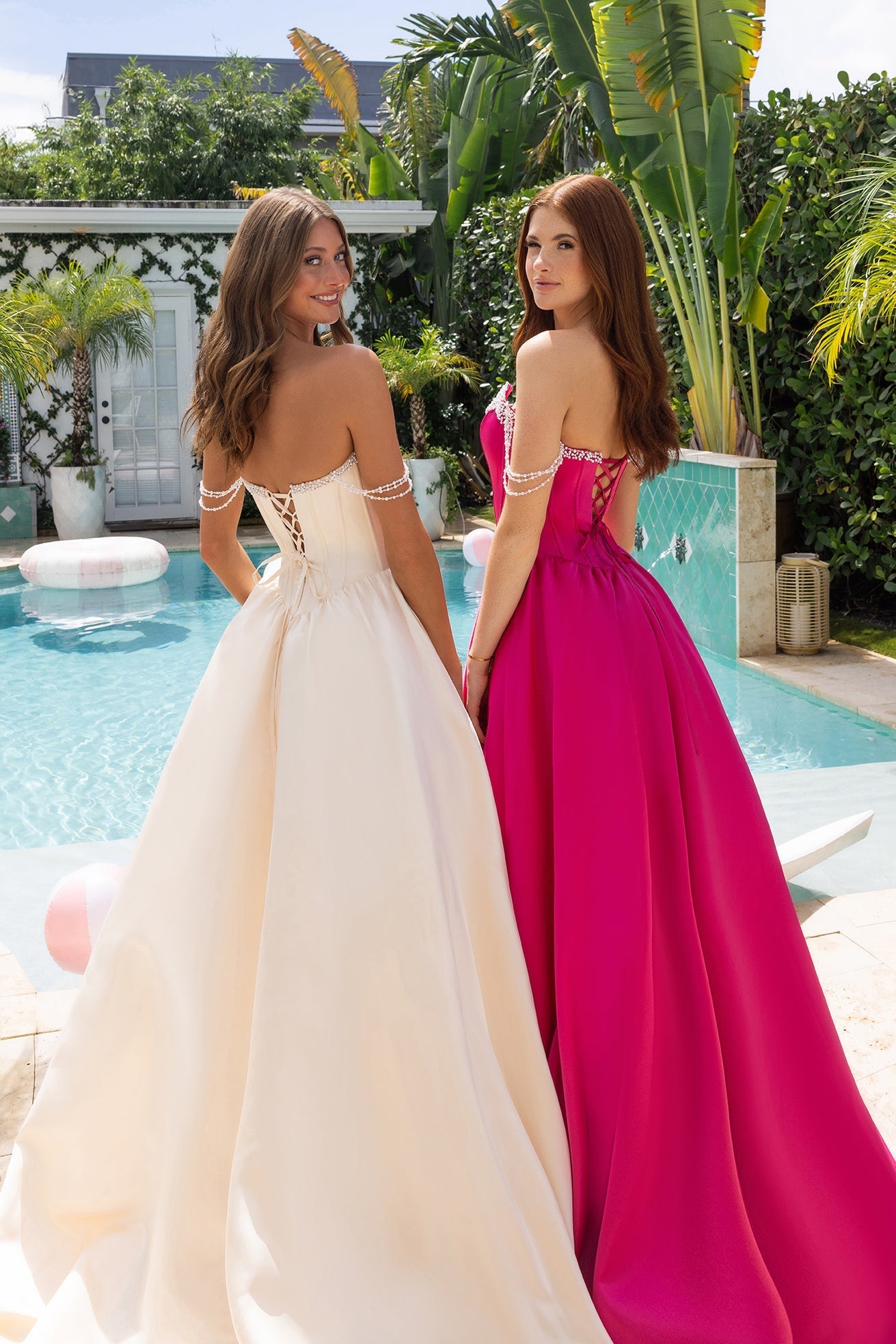 XO187 Portia and Scarlett XO187 Portia and Scarlett
